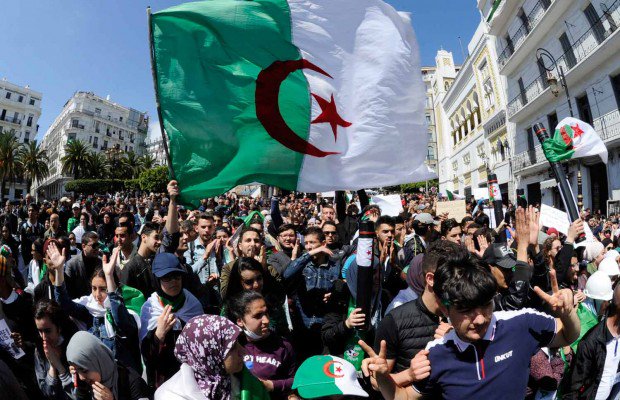 Un think tank : « Des erreurs de calcul pourraient basculer l’Algérie vers une situation combustible »