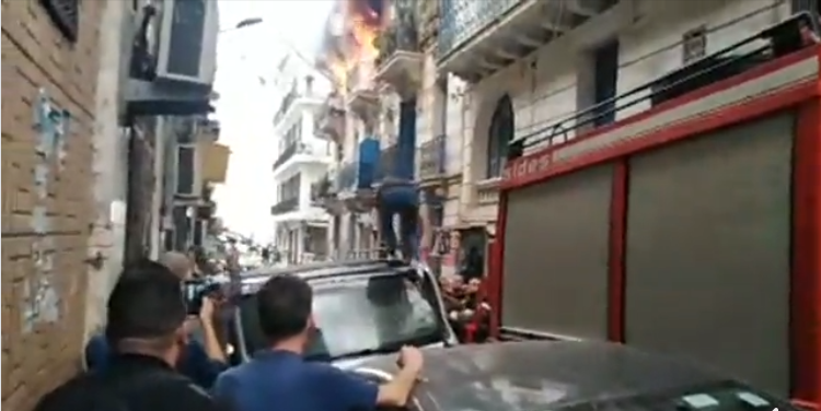 Vidéo : incendie dans un immeuble de la rue Khelifa Boukhalfa (Alger-Centre)