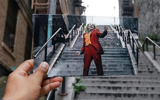 Dans le Bronx : Les touristes déferlent en masse sur les marches du Joker