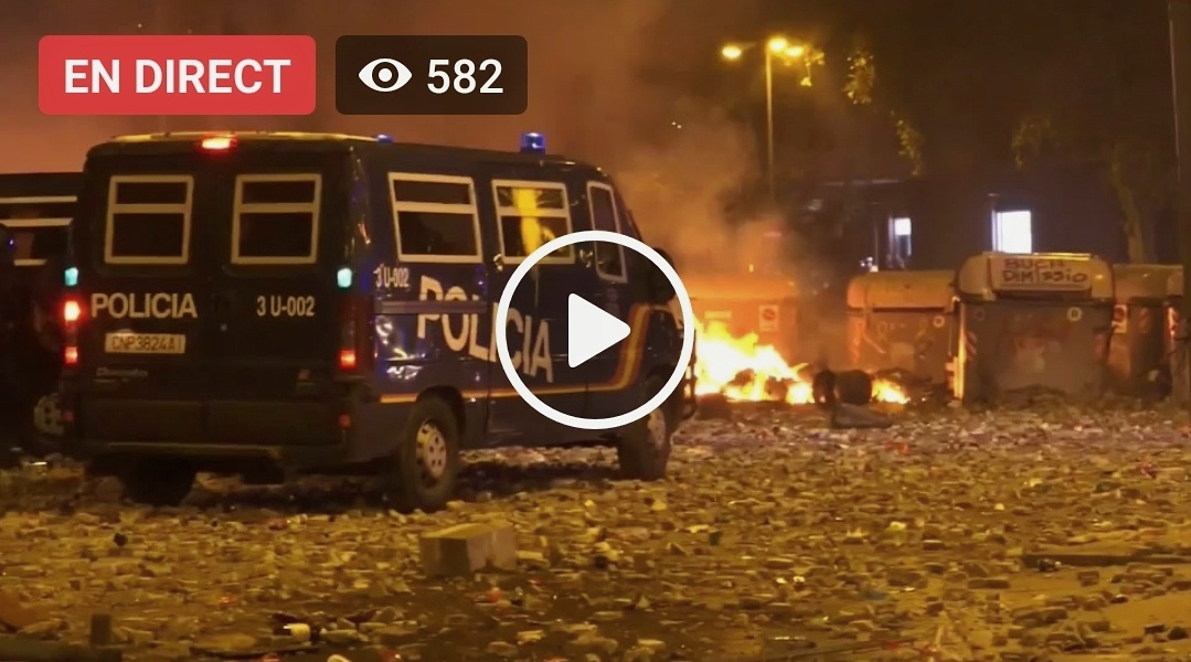 Affrontements entre police et indépendantistes à Barcelone