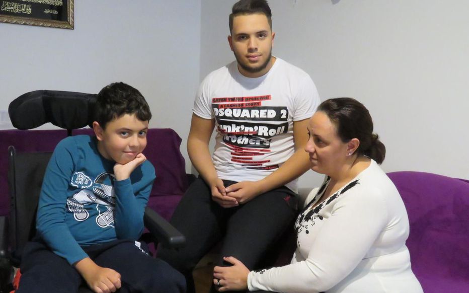 France: Une maman algérienne et ses fils gravement malades risquent l’expulsion