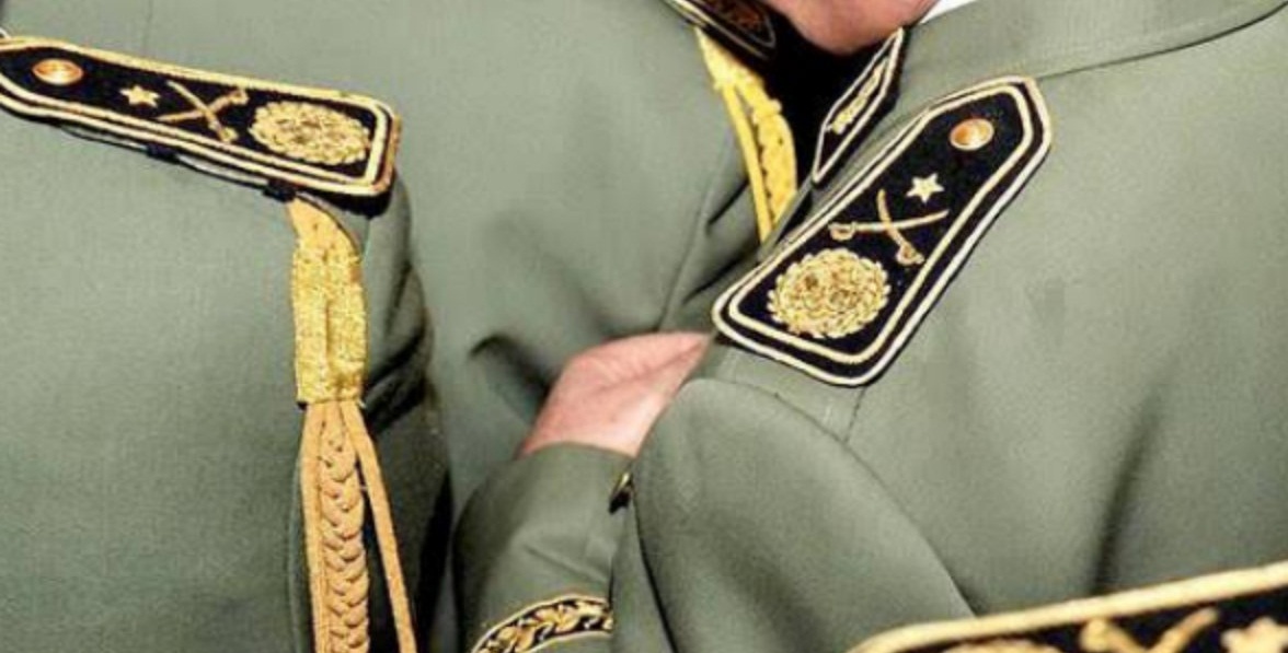 Le général M’henna Djebbar placé sous mandat de dépôt !