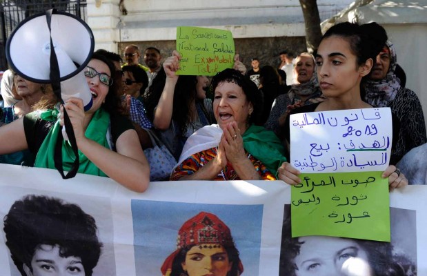 La Femme dans le mouvement populaire : Une révolution culturelle, grandeur nature