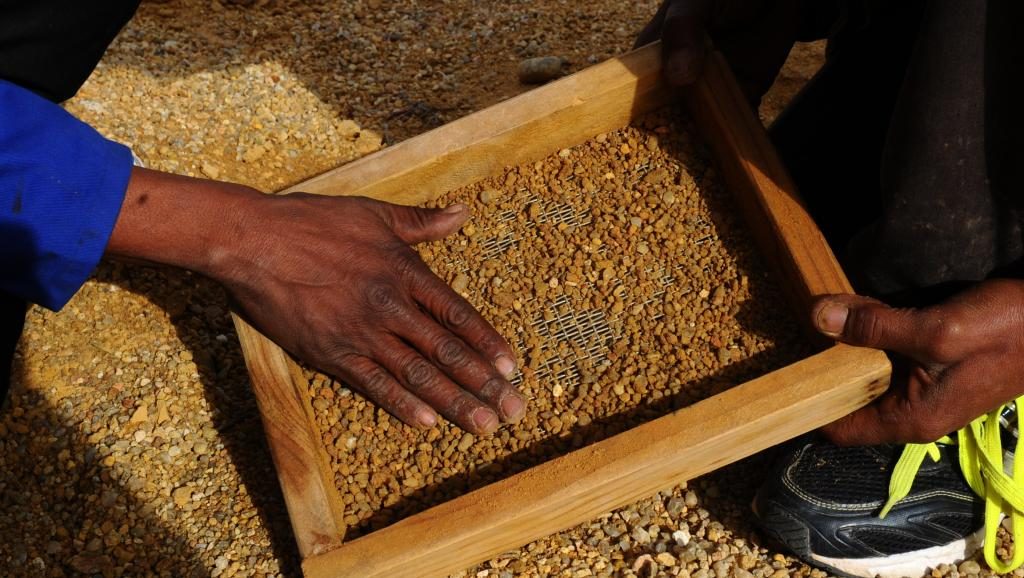 D’immenses richesses minières qui ne profitent pas au citoyen : L’Afrique appauvrie par l’or et le diamant