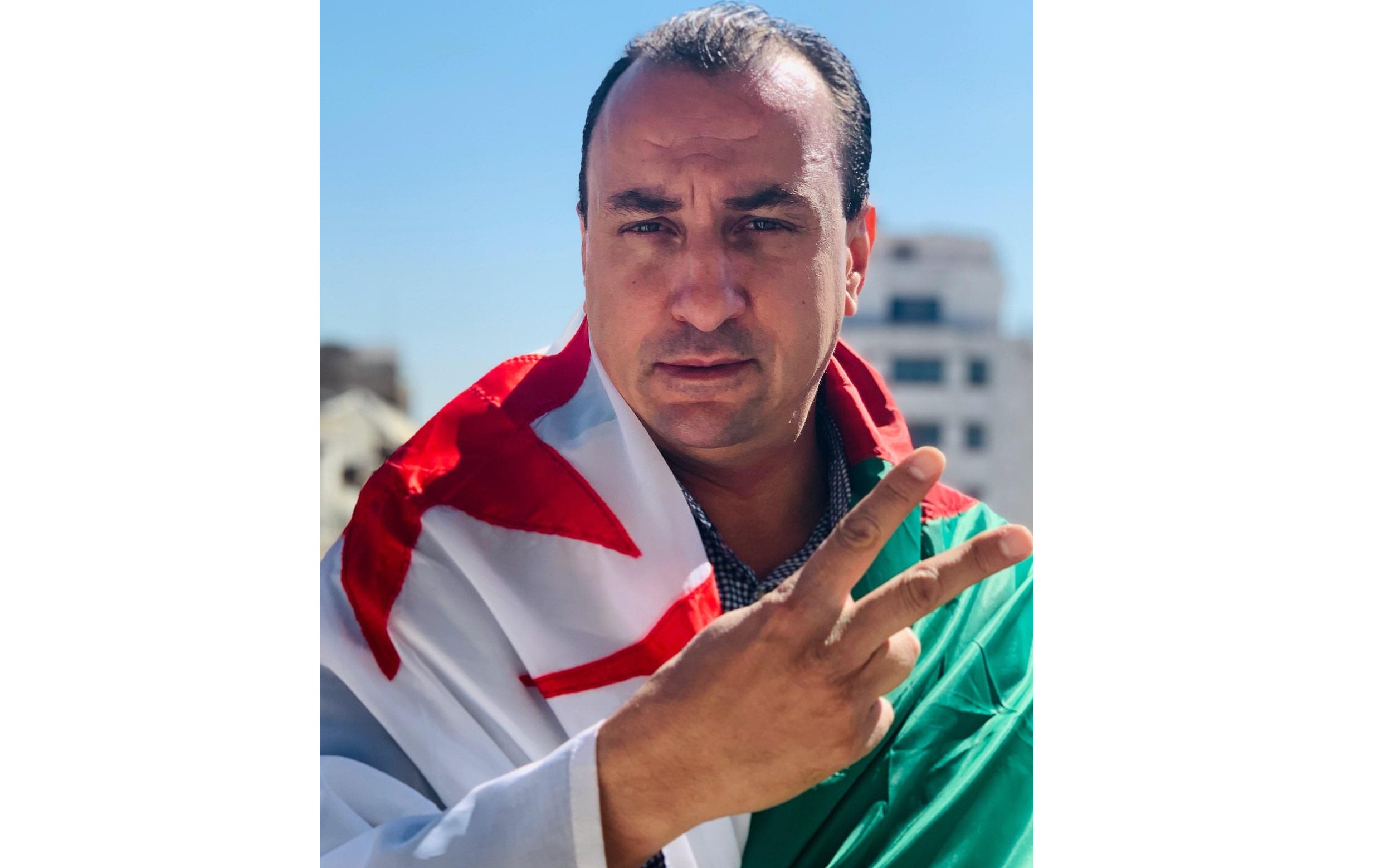 La brigade de cyber-criminalité convoque le modérateur du groupe Facebook «Algérie Debout»