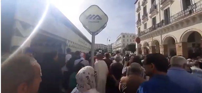 Vidéo : début du 35ème mardi de protestation à Alger