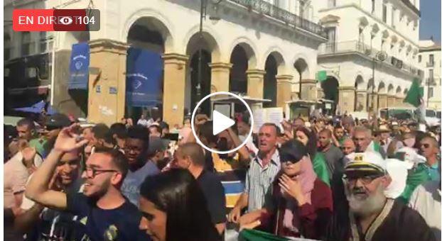 32e mardi: les étudiants entament leur marche hebdomadaire