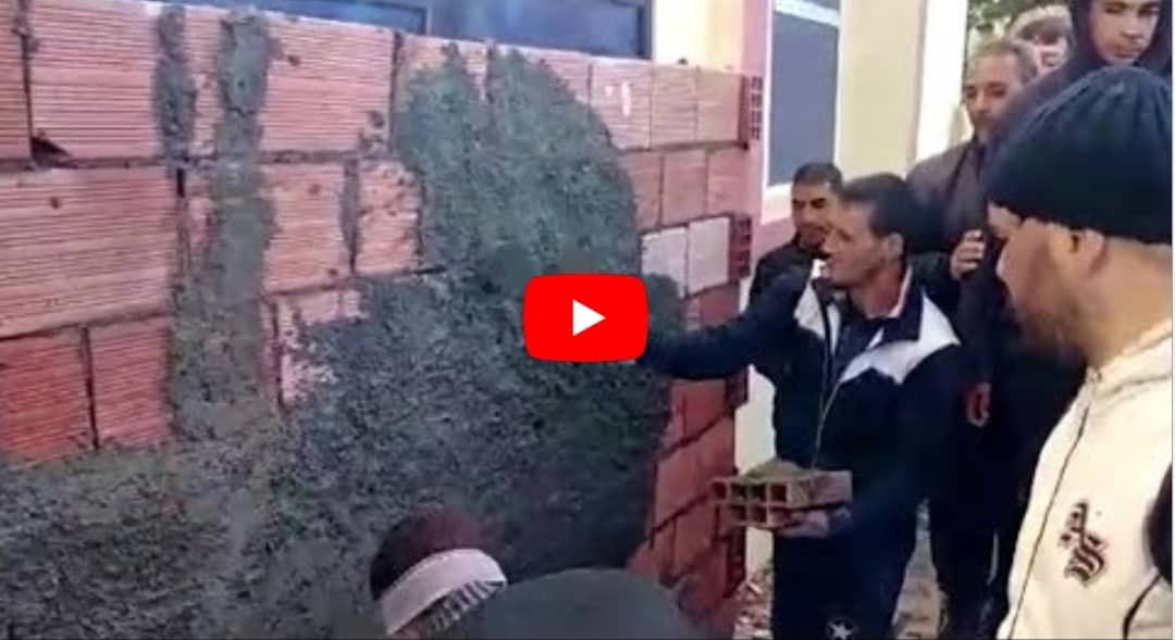 Des citoyens emmurent le siège d’une mairie à Bouira