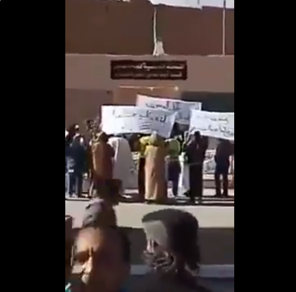 Vidéo : un rassemblement pro-élection hué à Aïn Sefra (wilaya de Nâama)