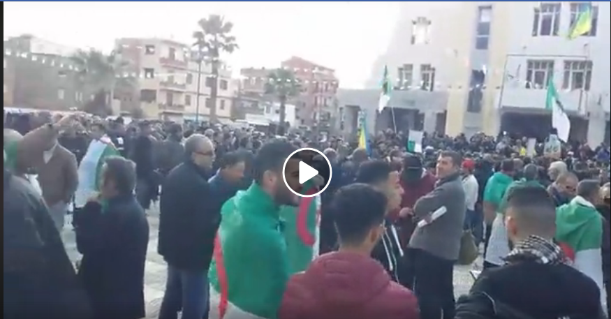 Béjaia: 39e mardi contre l’élection présidentielle et pour la libération des détenus d’opinion et politiques