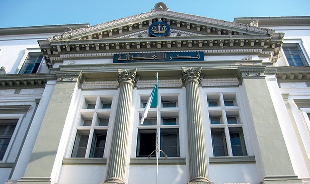 Arrestations lors de la marche nocturne anti-élection à Alger : des manifestants en comparution à Bainem, cinq autres libérés à Ben Omar