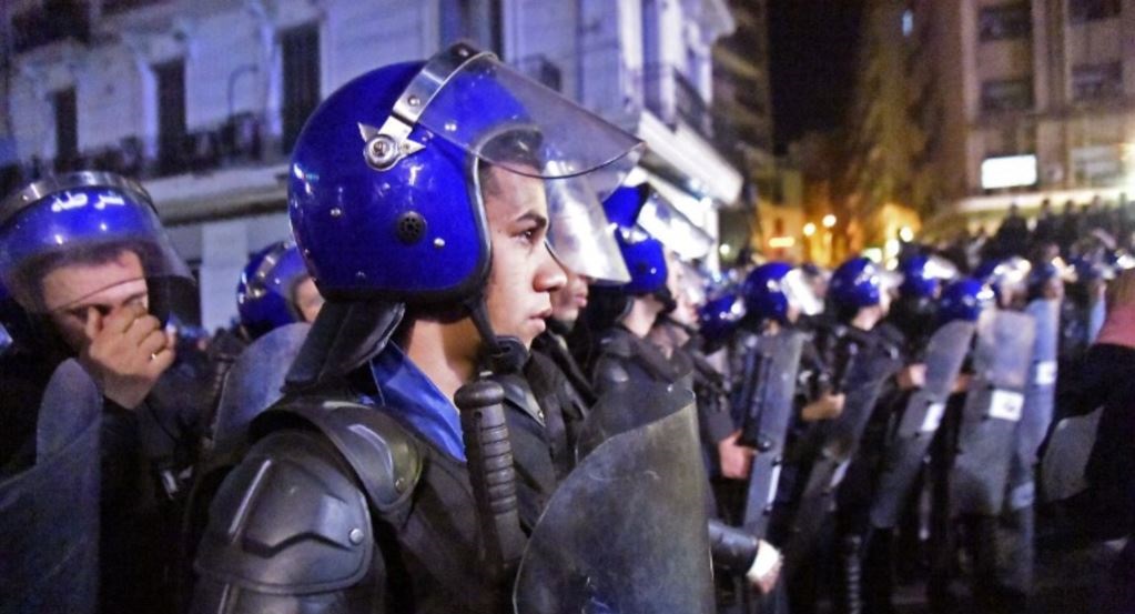 Alger en « état de siège » à quelques heures de l’élection présidentielle