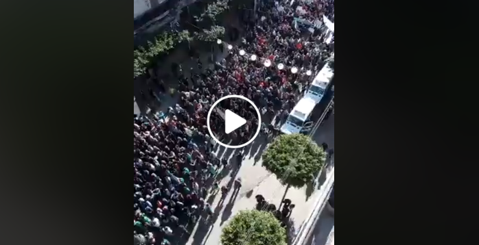 42e vendredi | Un tsunami humain déferle sur Alger contre la présidentielle