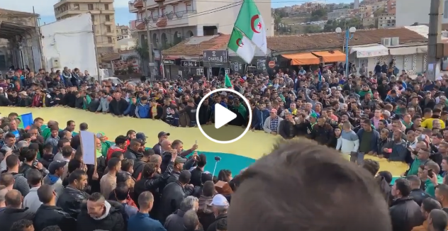 42e vendredi | Très forte mobilisation à Bouira contre la présidentielle