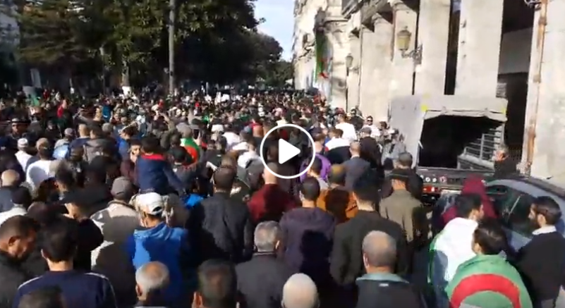 Raz de marée humain à Annaba contre le scrutin du 12 décembre
