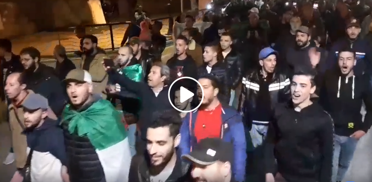 Grande marche nocturne à Constantine contre la présidentielle du 12/12