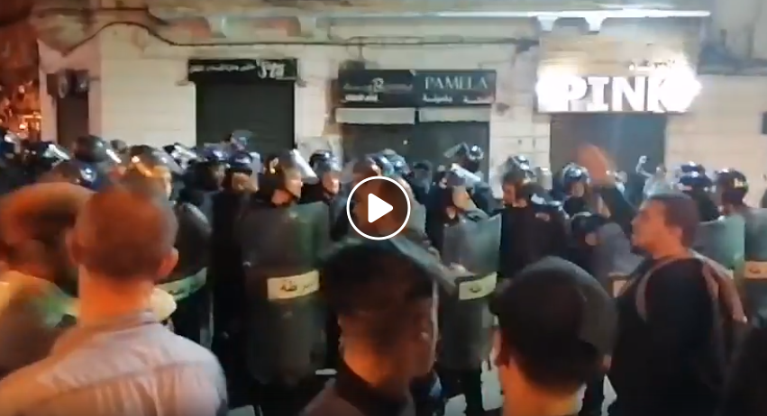 Vidéo | Manifestation nocturne à Alger à la veille de la présidentielle