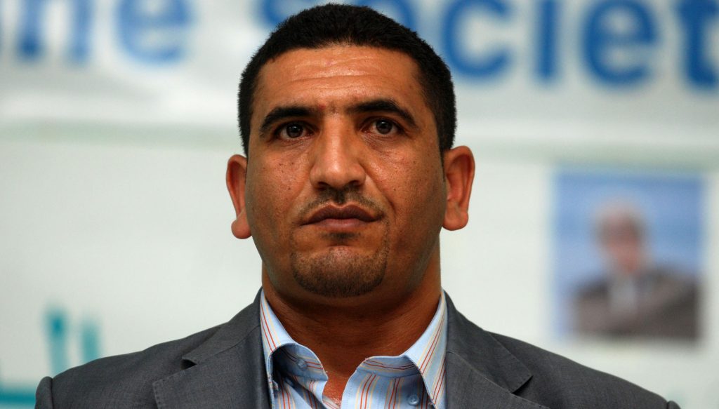 Karim Tabbou devant la chambre d’accusation près de la cour d’Alger ce mercredi