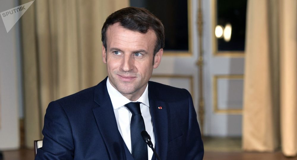 Emmanuel Macron déclare avoir « pris note » de l’élection d’Abdelmadjid Tebboune