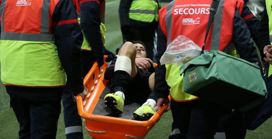 Mauvaise Nouvelle Pour Youcef Atal !