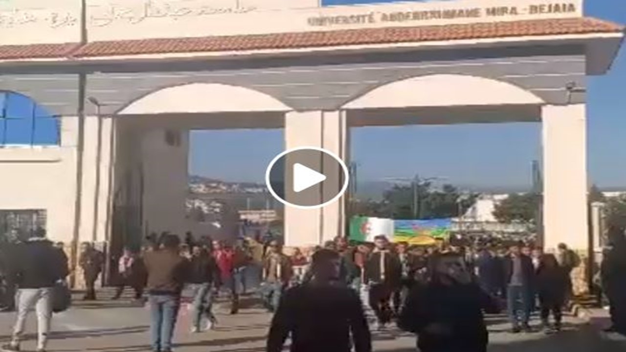 ? Vidéo | 46e Mardi des étudiants à Bejaïa  