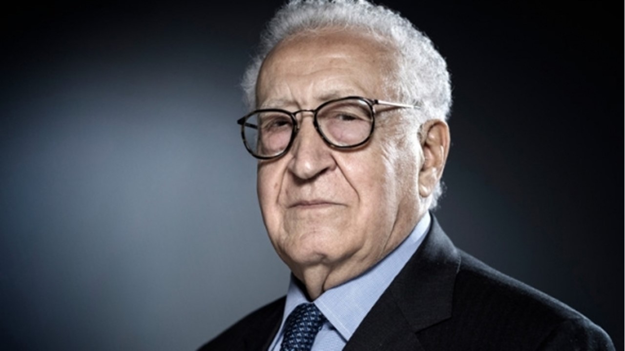 Fact-checking : Lakhdar Brahimi n’est pas Mort