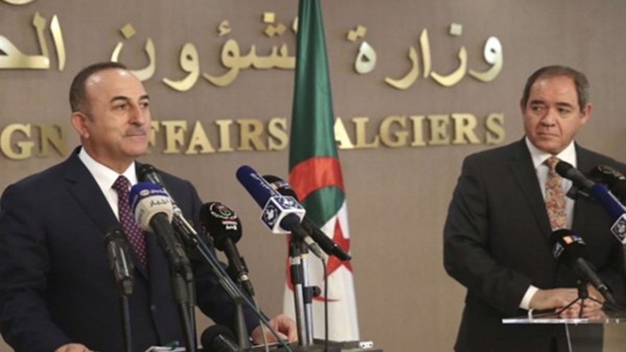 Le ministre des affaires étrangères turc en visite de travail à Alger