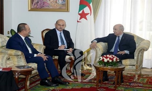 Tebboune reçoit le ministre turc des Affaires étrangères