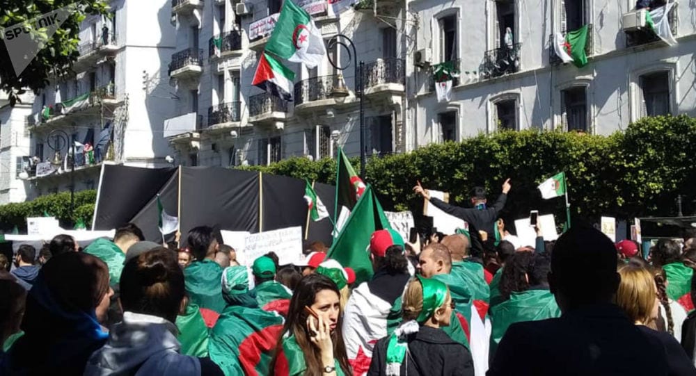 Interdiction d’une conférence de presse des collectifs engagés dans le Hirak, à Alger