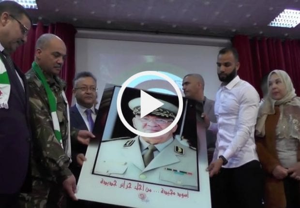 L’union des étudiants algériens honore « le cadre » du défunt Gaid Salah