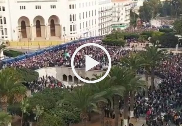 53e vendredi : Impressionnante marée humaine à Alger