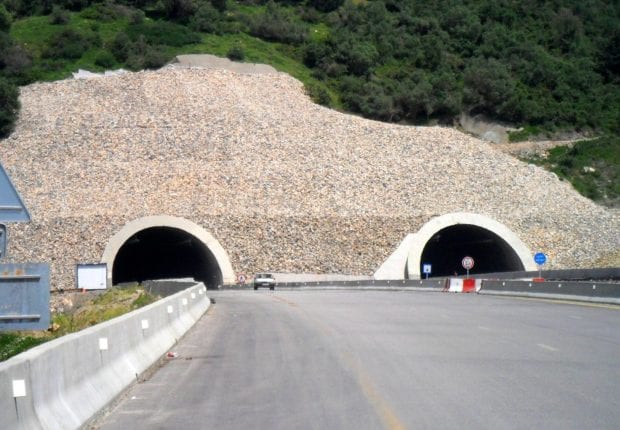 Autoroute Est-Ouest : Fermeture d’un tunnel jusqu&rsquo;à samedi !
