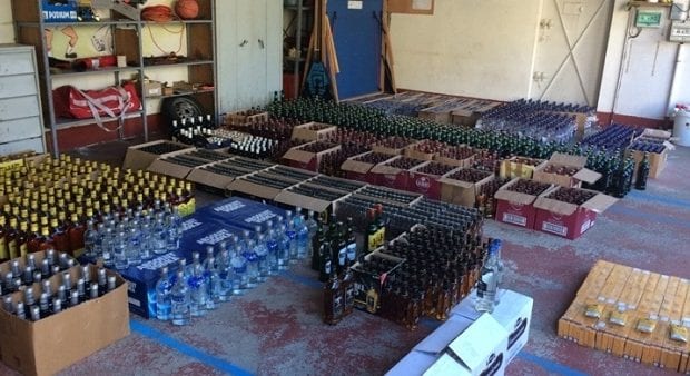 Des employés à la direction du domaine impliqués dans un vol de bouteilles d’alcool saisies