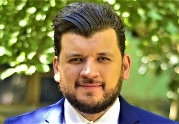 Le plus jeune ministre du gouvernement parle de son parcours et son programme