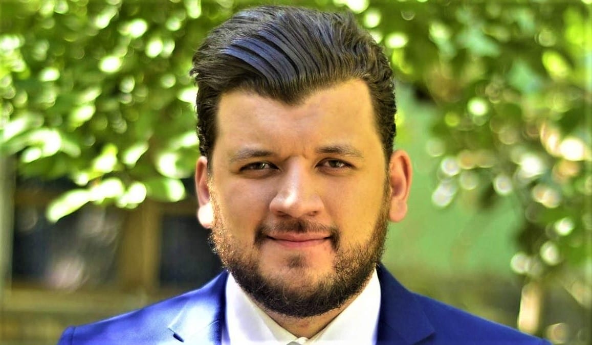 Le plus jeune ministre du gouvernement parle de son parcours et son programme