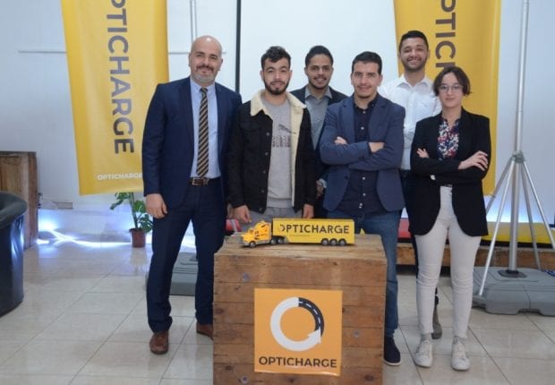 Opticharge : La startup qui révolutionne le transport de marchandises  en Algérie