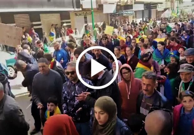 53e vendredi : Des milliers de Hirakistes investissent la rue à Tizi Ouzou