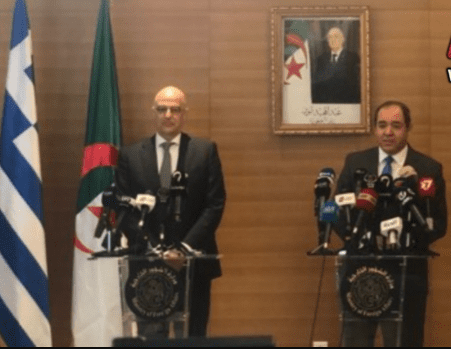 Boukadoum s’entretient avec le ministre grec des affaires étrangères