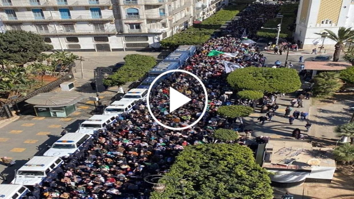Vidéo | Alger : Impressionnante mobilisation au 53e mardi des étudiants