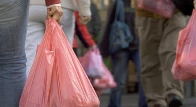 La Tunisie va interdire les sacs en plastique