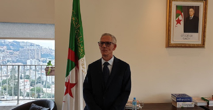 Le ministre de l’industrie critique la privatisation menée par les gouvernements précédents