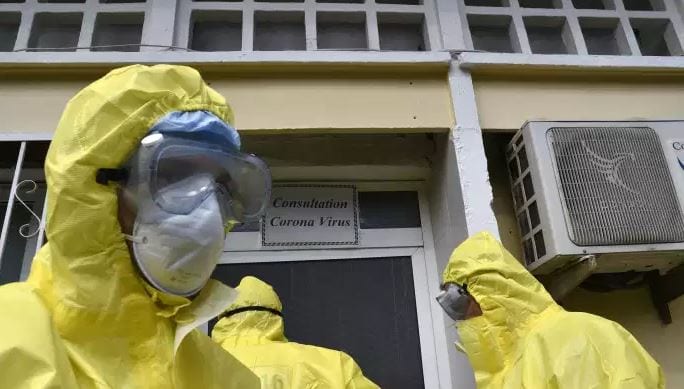 Un employé de l’hôpital de Constantine condamné à de la prison ferme pour avoir volé des gants