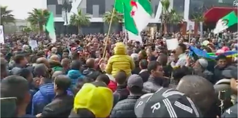 Importante mobilisation des sétifiens au 55e vendredi