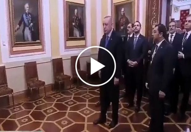 Lorsque Poutine fait attendre Erdogan avant de le rencontrer (Vidéo)
