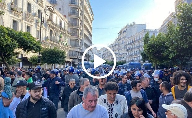 Vidéo | Un Sit-in des manifestants réprimé par la police à Alger