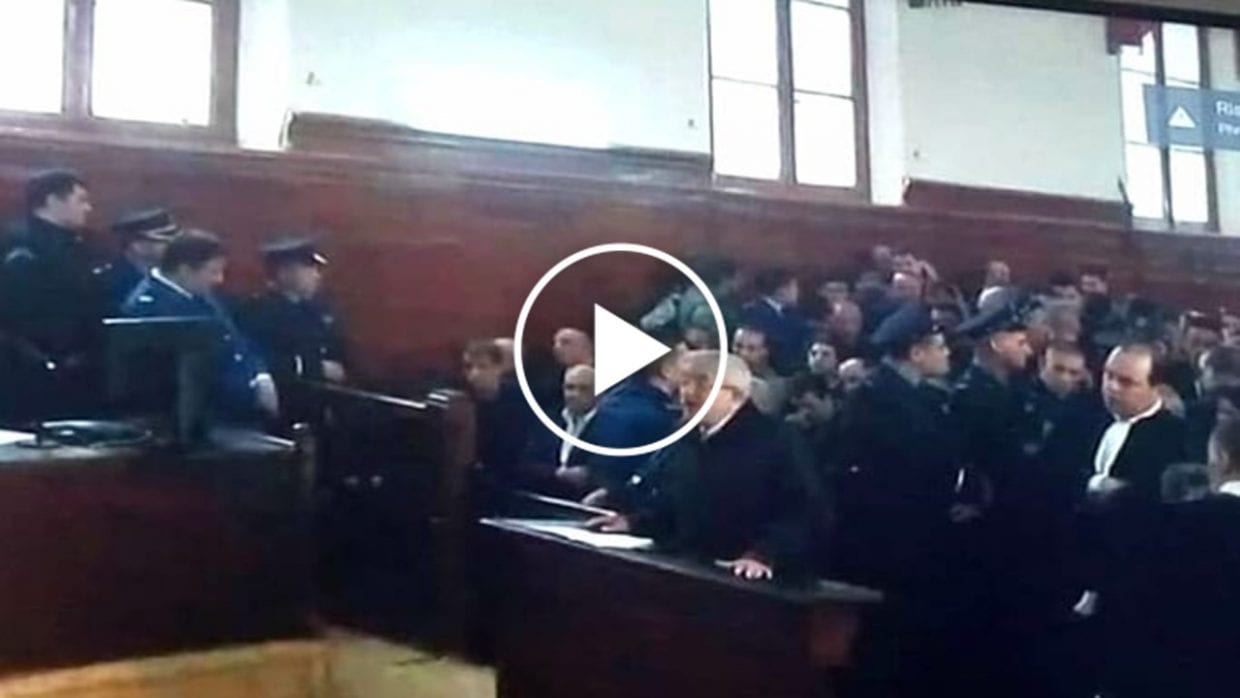 Vidéo | Ouyahia : « j’ai oublié de déclarer les 30 milliard »