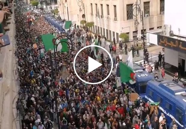 56e vendredi du Hirak à Alger : La rue Asselah Hocine fourmille de manifestants (Vidéo)