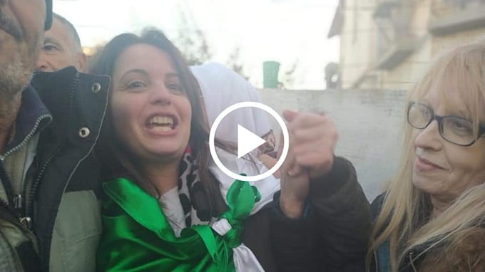 Vidéo | Yasmine Si Hadj Mohand retrouve sa liberté