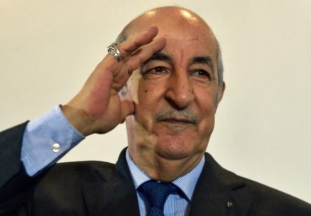 Coronavirus : Tebboune rend hommage aux militaires qui ont fait le déplacement en chine