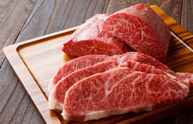 Ministère du commerce : Interdiction d’importation de viande congelée